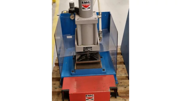 Pressa pneumatica EMG 8PHR - 700kg